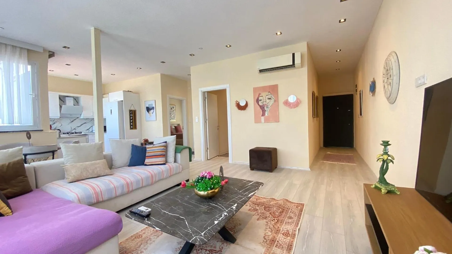 Stylish 2Br Apt Lagoon Views Beach Bogazici 0*,